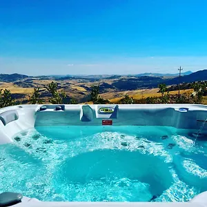 Montesoprano Agriturismo - - Spa - Gym -camping - Bauernhof